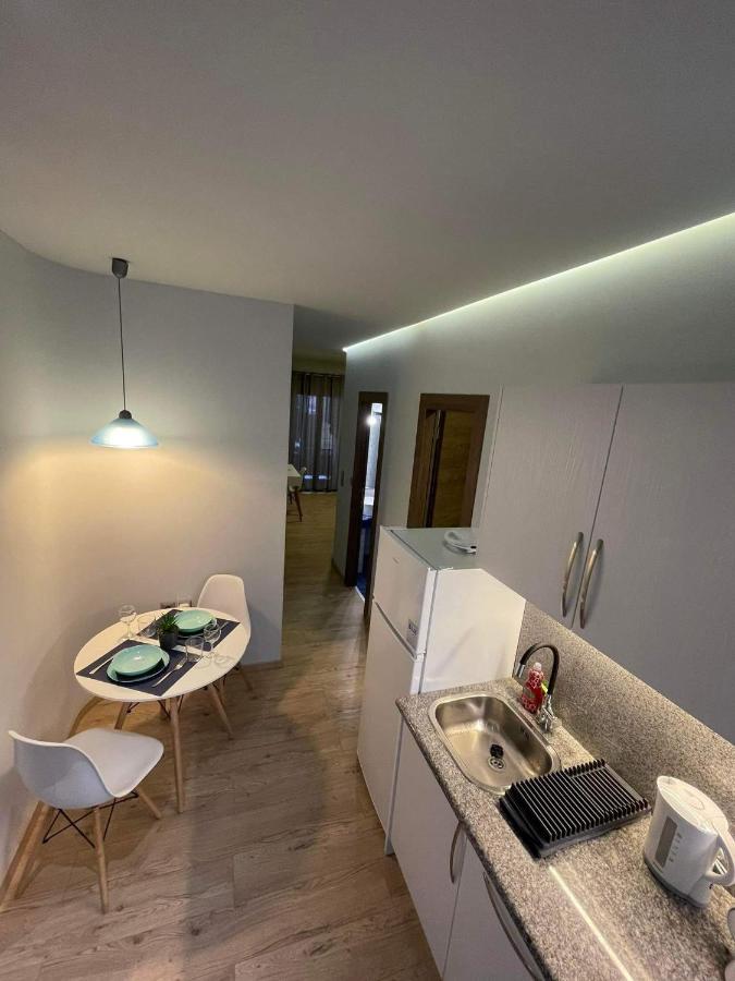 New Cosy Apartment Next To Archeological Museum Афины Экстерьер фото